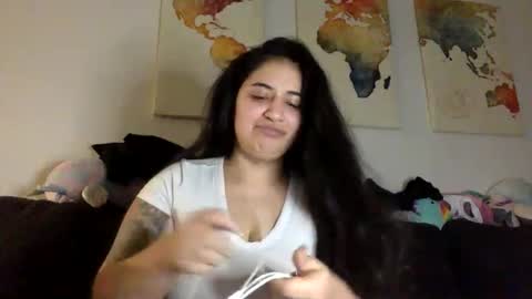 JustKat online show from 01-05-26, 09:29