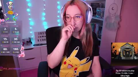 Snapshot of justkerryx chatting on 10-29-25, 09:33 Kerry online show from 10-29-25, 09:33