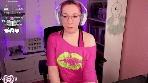 Snapshot of justkerryx chatting on 11-14-25, 09:52 Kerry online show from 11-14-25, 09:52