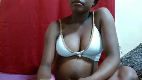 Justlhot online show from 01-10-25, 11:00