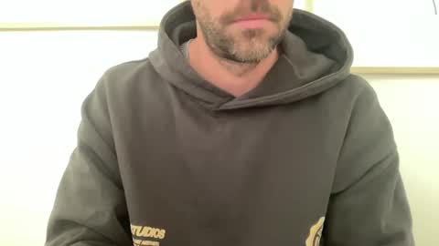justmeandyou00 online show from 01-17-25, 11:49