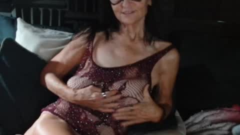 Bev aka Diamond online show from 11-12-25, 11:21