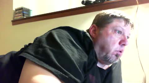 Snapshot of justsetfree chatting on 01-17-25, 12:10 justsetfree online show from 01-17-25, 12:10