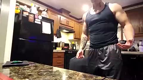 justus0624 online show from 10-02-25, 01:23