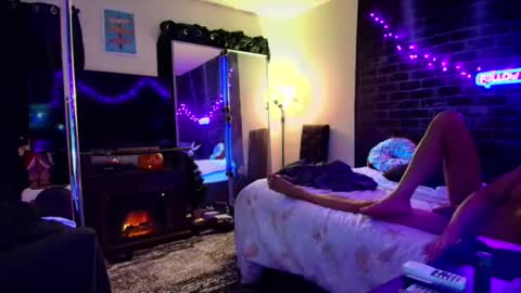 Snapshot of justwannalookgood4ya chatting on 12-10-24, 01:00 Eetantungfuk Mias online show from 12-10-24, 01:00