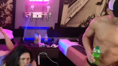 Snapshot of justwannalookgood4ya chatting on 01-13-25, 05:55 Eetantungfuk Mias online show from 01-13-25, 05:55