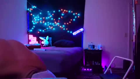 Snapshot of justwannalookgood4ya chatting on 02-06-25, 11:43 Eetantungfuk Mias online show from 02-06-25, 11:43