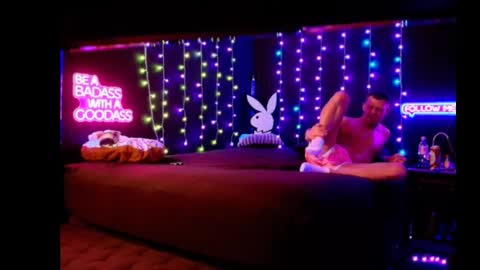 Snapshot of justwannalookgood4ya chatting on 02-23-25, 01:46 Eetantungfuk Mias online show from 02-23-25, 01:46