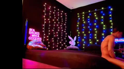 Snapshot of justwannalookgood4ya chatting on 02-26-25, 12:47 Eetantungfuk Mias online show from 02-26-25, 12:47