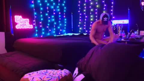 Snapshot of justwannalookgood4ya chatting on 03-06-25, 04:41 Eetantungfuk Mias online show from 03-06-25, 04:41