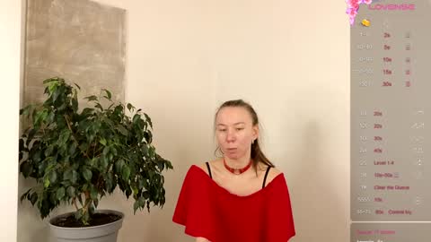 Juja and Kira online show from 02-09-25, 12:28