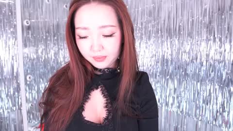 Snapshot of k_kimikooo chatting on 11-29-25, 04:59 Amely online show from 11-29-25, 04:59