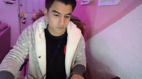 kael_art_d online show from 12-19-24, 05:40