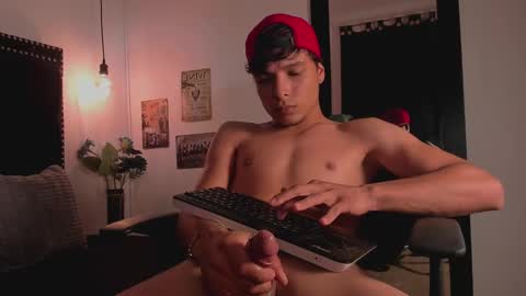 Snapshot of kael_owens chatting on 02-10-25, 01:14 Kael Owens online show from 02-10-25, 01:14