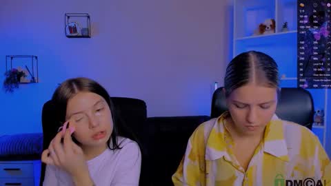 Snapshot of kaela_spell_ chatting on 11-17-25, 08:36 kaela_spell_ online show from 11-17-25, 08:36