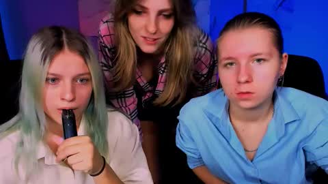 kaela_spell_ online show from 11-27-25, 10:17