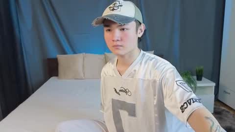 Felix online show from 09-25-25, 02:32