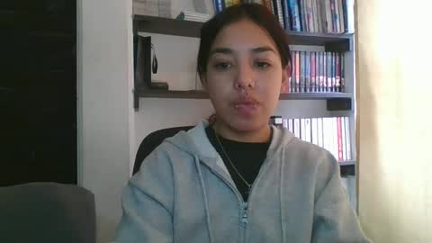 KAHELIINDEPENDENT MODEL online show from 02-15-25, 06:55