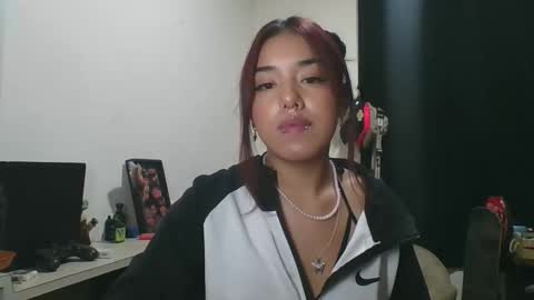 Snapshot of kahelipurple chatting on 10-22-25, 10:20 KAHELIINDEPENDENT MODEL online show from 10-22-25, 10:20