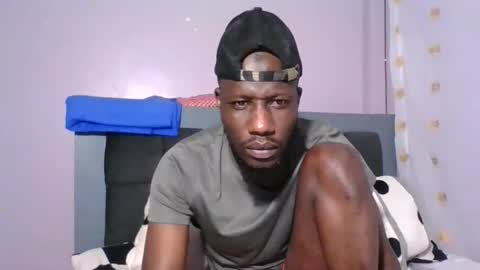 kai91799 online show from 11-10-25, 01:54