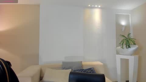 Kaia Ferreira online show from 02-21-26, 12:06