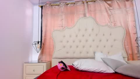 KailinANDrihky online show from 10-25-25, 02:13