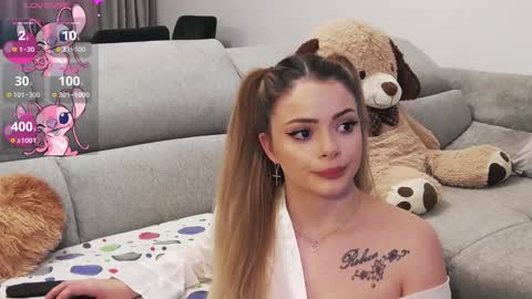 Kailyn online show from 01-21-25, 09:04