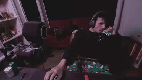 Snapshot of kaineblk chatting on 01-25-25, 08:21 kaineblk online show from 01-25-25, 08:21