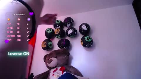 kaira111 online show from 10-26-25, 04:02