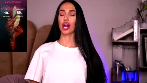 Kaira online show from 01-10-25, 01:10