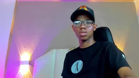 Snapshot of kaisonrouse chatting on 02-28-26, 08:10 kaisonrouse online show from 02-28-26, 08:10