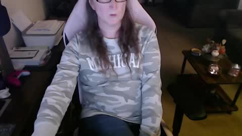 Camprincess331 online show from 11-13-25, 02:43