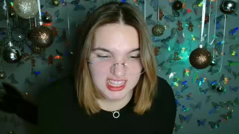 Kaitlin online show from 11-24-25, 06:07