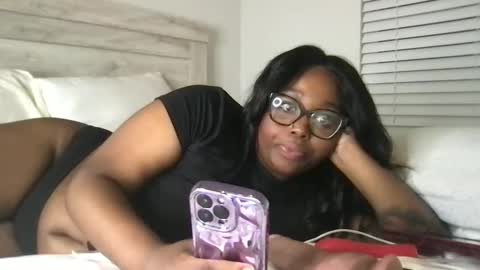 Snapshot of kaitlyncamsx chatting on 02-05-25, 06:56 kaitlyncamsx online show from 02-05-25, 06:56