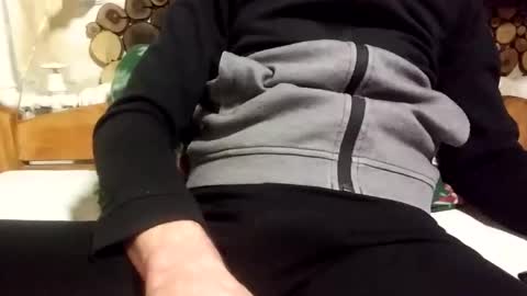 Olik1979 online show from 02-08-25, 07:48