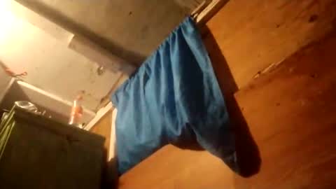 kakaroto30102 online show from 12-04-25, 03:10