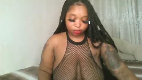 Snapshot of kakey_love chatting on 02-28-25, 07:26 kakey love online show from 02-28-25, 07:26