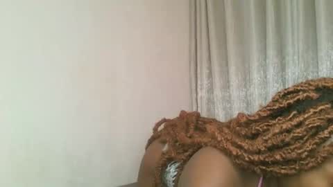 Snapshot of kakey_love chatting on 10-11-25, 08:35 kakey love online show from 10-11-25, 08:35