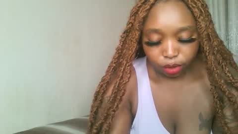 Snapshot of kakey_love chatting on 10-12-25, 08:13 kakey love online show from 10-12-25, 08:13