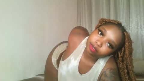 Snapshot of kakey_love chatting on 10-18-25, 03:46 kakey love online show from 10-18-25, 03:46