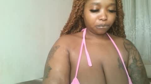 Snapshot of kakey_love chatting on 10-22-25, 02:56 kakey love online show from 10-22-25, 02:56