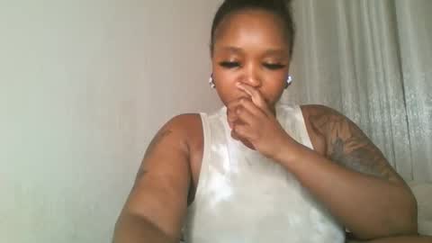 Snapshot of kakey_love chatting on 11-08-25, 11:10 kakey love online show from 11-08-25, 11:10