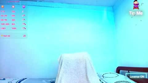 Snapshot of kal_el_8 chatting on 10-14-25, 02:40 Thomas online show from 10-14-25, 02:40