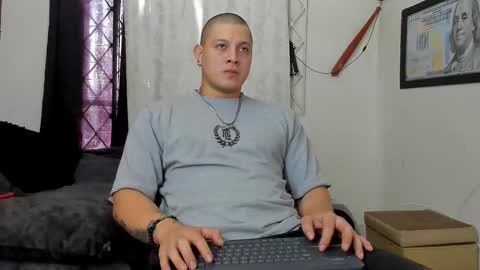 Snapshot of kaledd_musclee chatting on 12-07-24, 02:46 Kaledd musclees room Master online show from 12-07-24, 02:46