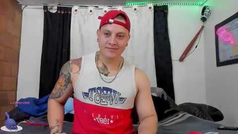 Snapshot of kaledd_musclee chatting on 12-14-24, 06:13 Kaledd musclees room Master online show from 12-14-24, 06:13