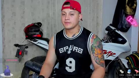 Snapshot of kaledd_musclee chatting on 12-28-24, 11:48 Kaledd musclees room Master online show from 12-28-24, 11:48