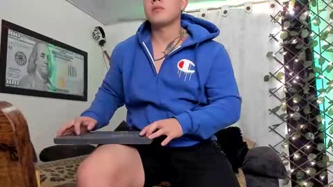 Snapshot of kaledd_musclee chatting on 02-01-25, 11:43 Kaledd musclees room Master online show from 02-01-25, 11:43