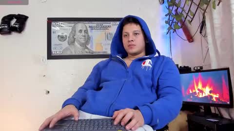 Snapshot of kaledd_musclee chatting on 02-22-25, 04:19 Kaledd musclees room Master online show from 02-22-25, 04:19