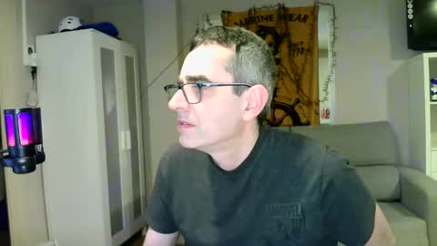 Snapshot of kalem48 chatting on 01-17-25, 01:57 MusicMen49 online show from 01-17-25, 01:57