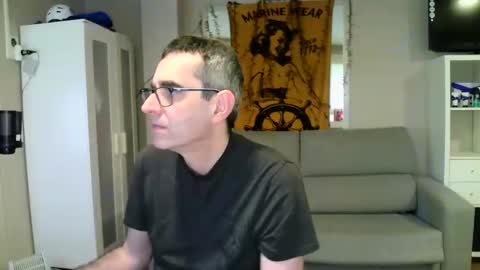 Snapshot of kalem48 chatting on 01-17-25, 09:39 MusicMen49 online show from 01-17-25, 09:39